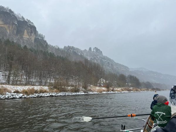 Ruderer Elbsandsteingebirge Elbe 2022